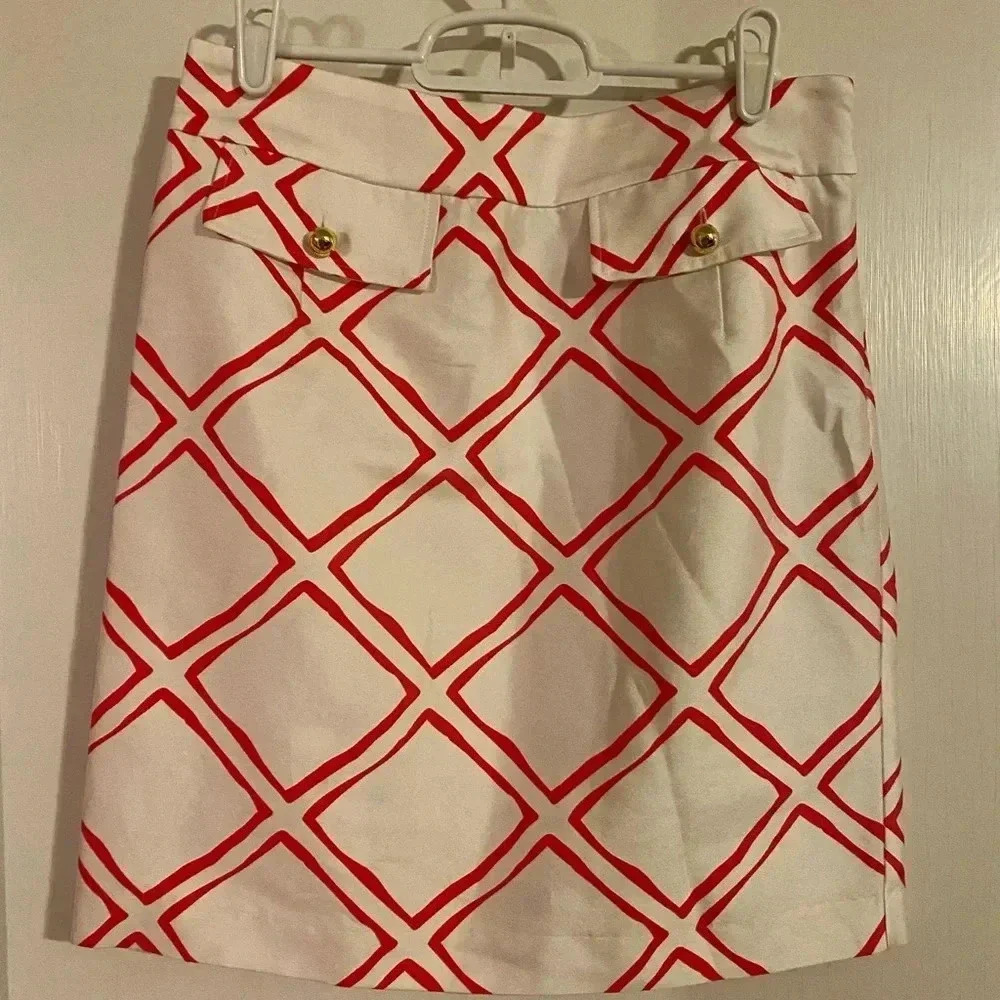 Elizabeth McKay white and color patterned skirt